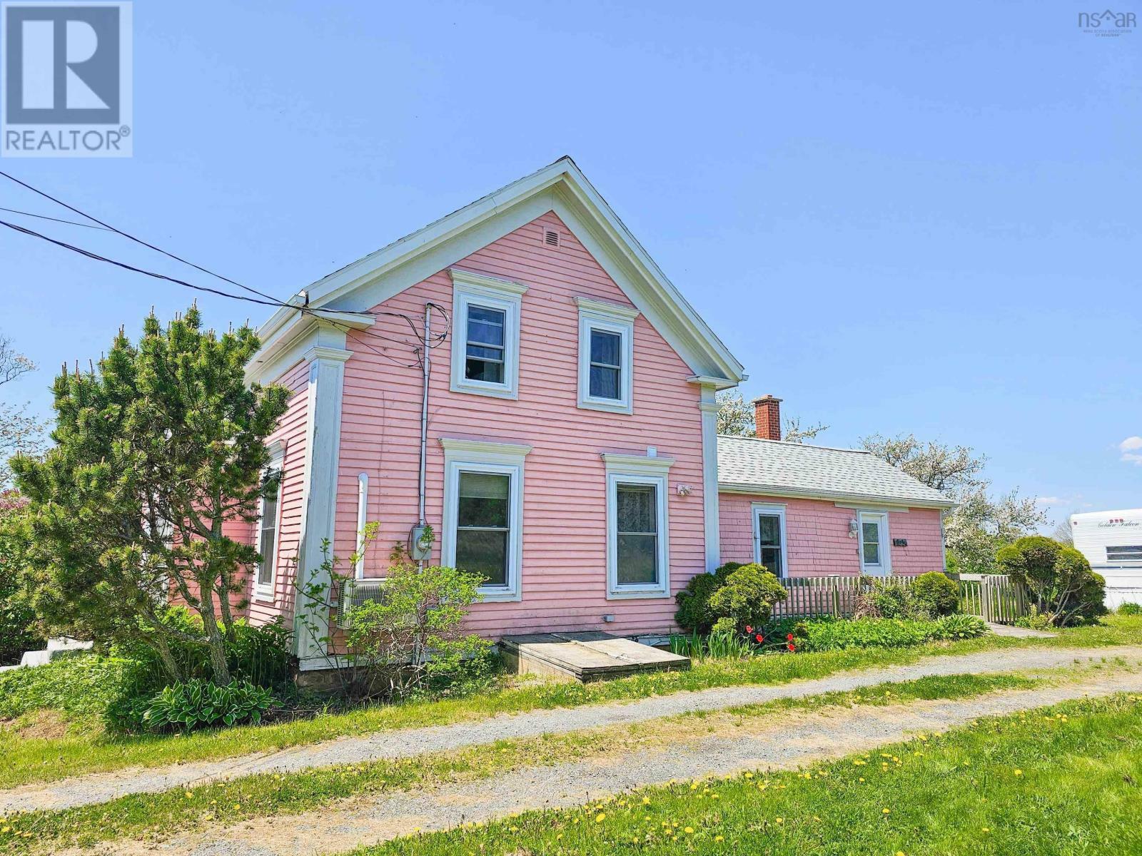 Property Photo: 8041 Highway 215 NS B0N 1T0