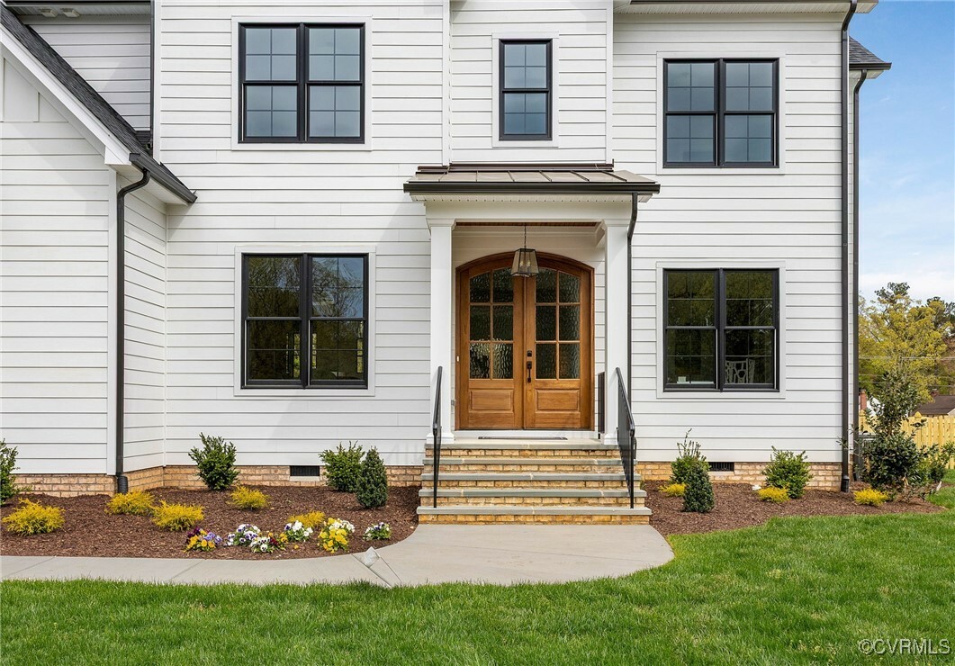 Property Photo: 8900 Burkhart Drive VA 23229