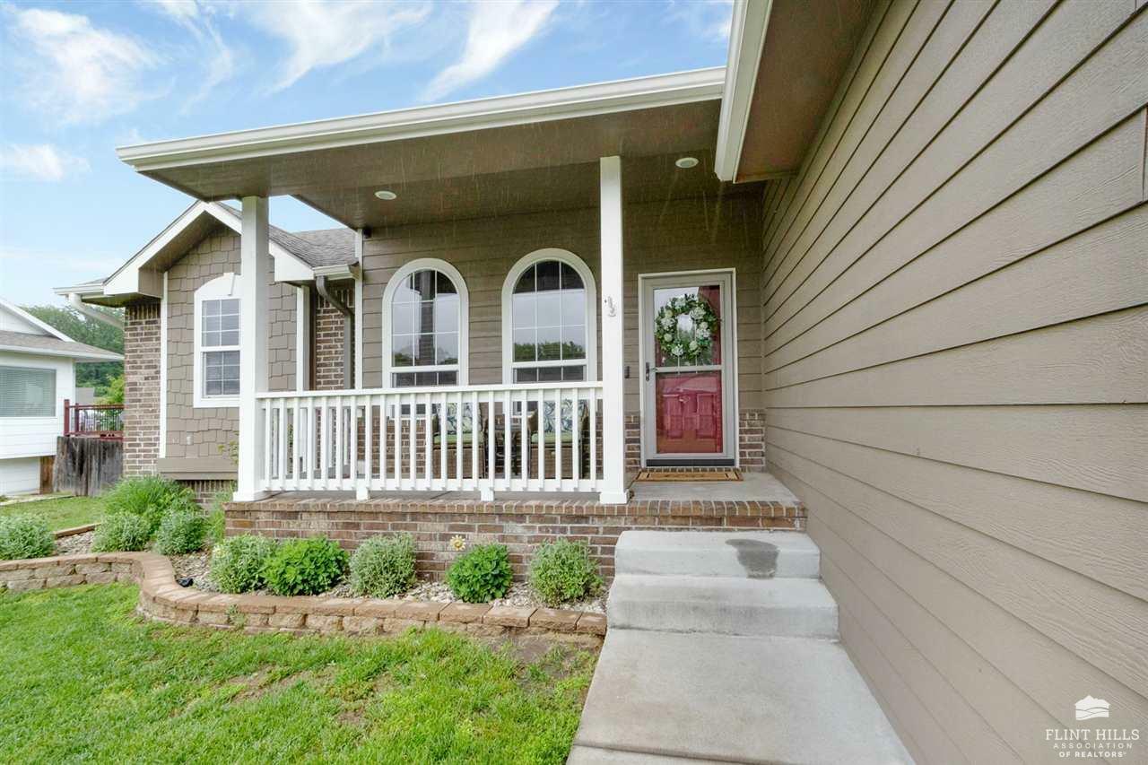 Property Photo: 5032 Bramblewood Drive KS 66503