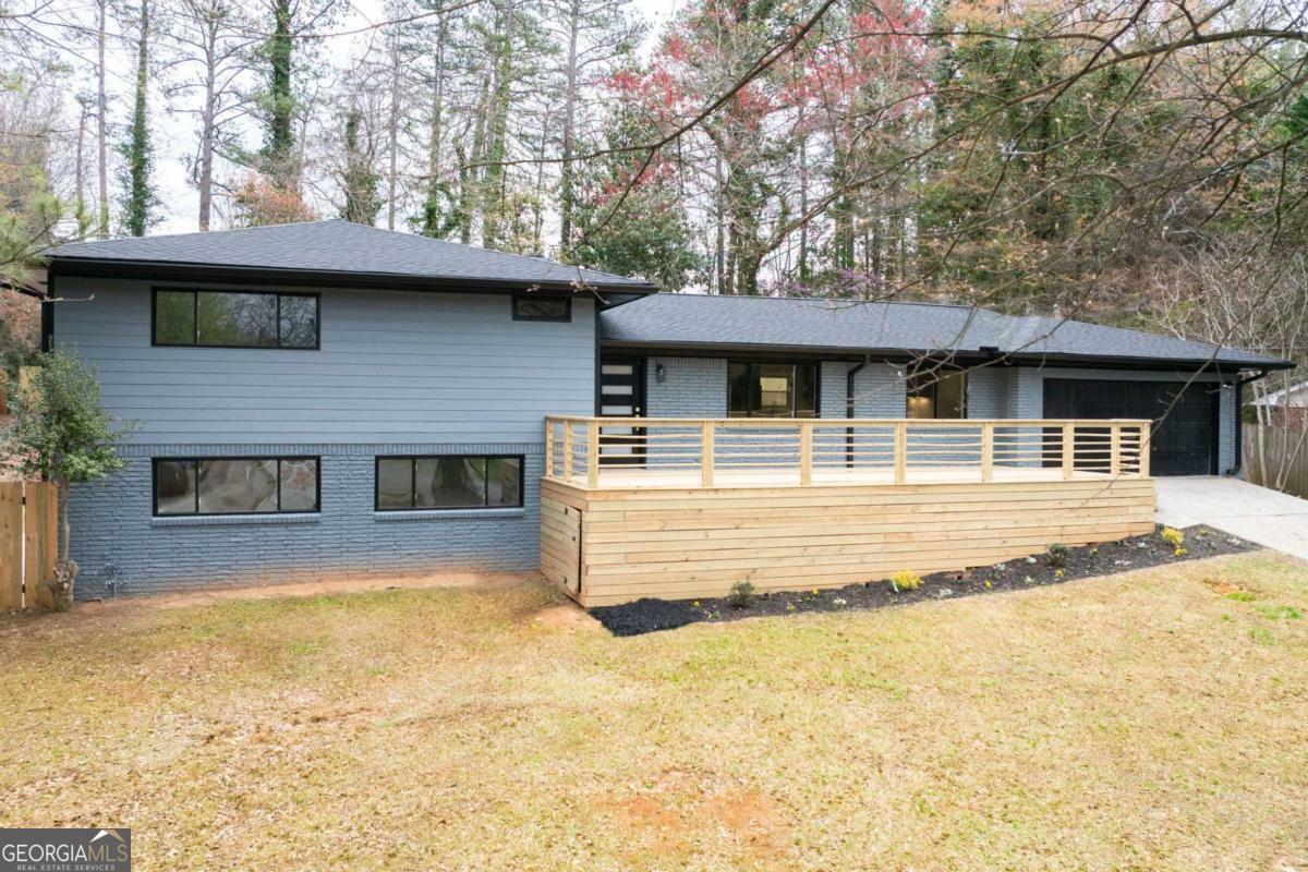Property Photo: 1120 Taliwa Trail NE GA 30068