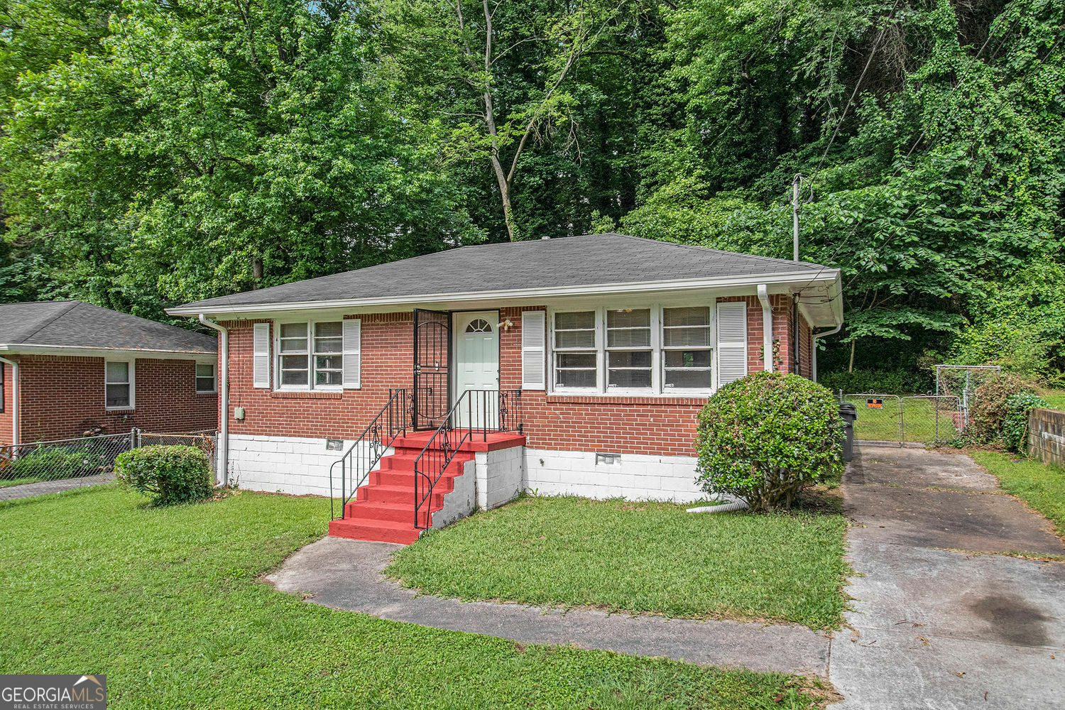 Property Photo: 2329 Polar Rock Avenue SW GA 30315