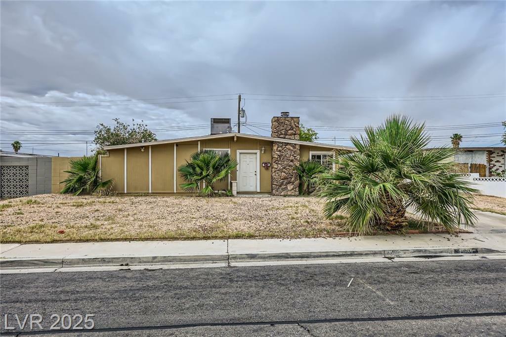 1607 Vegas Valley Drive  Las Vegas NV 89169 photo