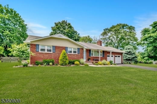 Property Photo: 11 Anne St NJ 08844