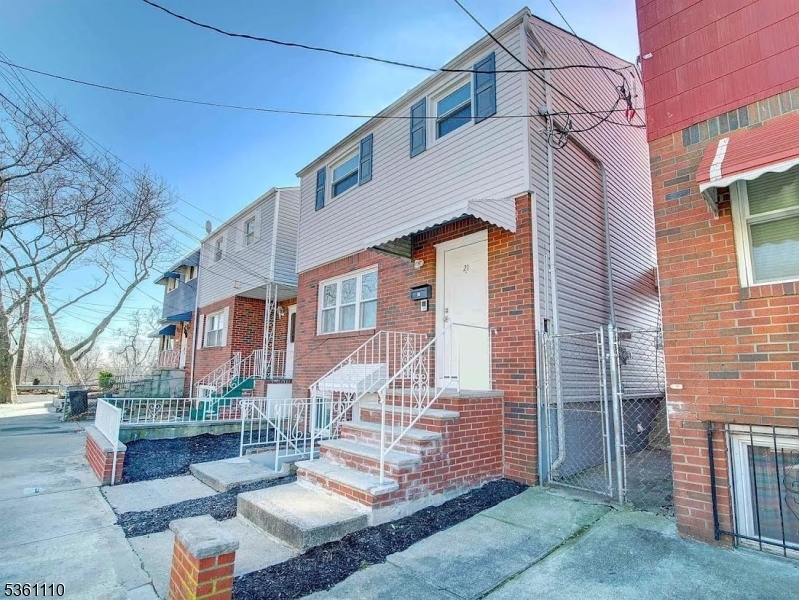 Property Photo: 21 Freedom Pl NJ 07305