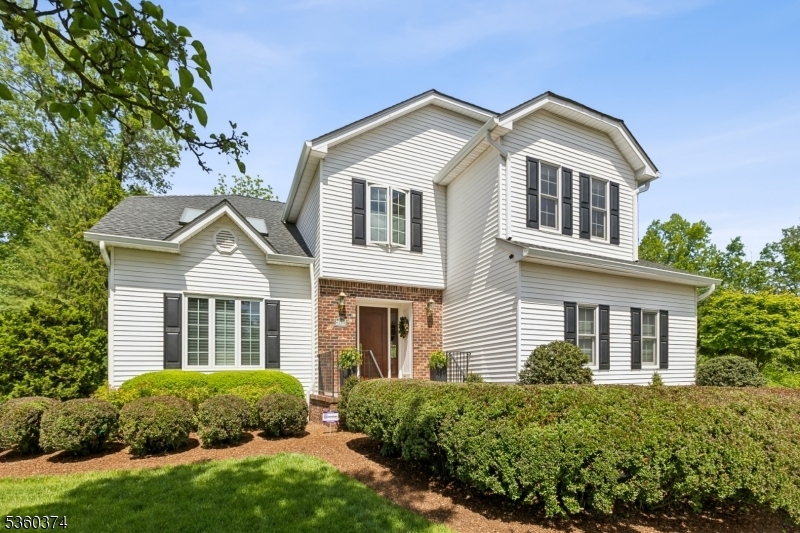 Property Photo: 17 Steeple Chase Ct NJ 07921