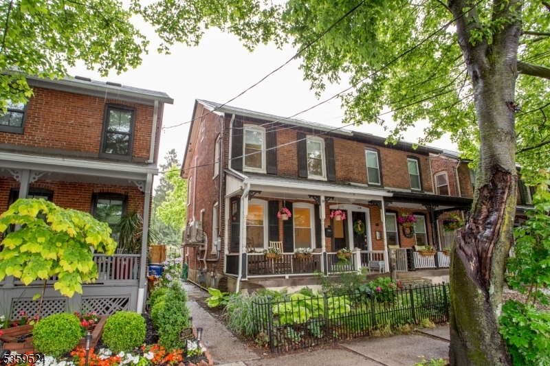 Property Photo: 256 N Union St NJ 08530