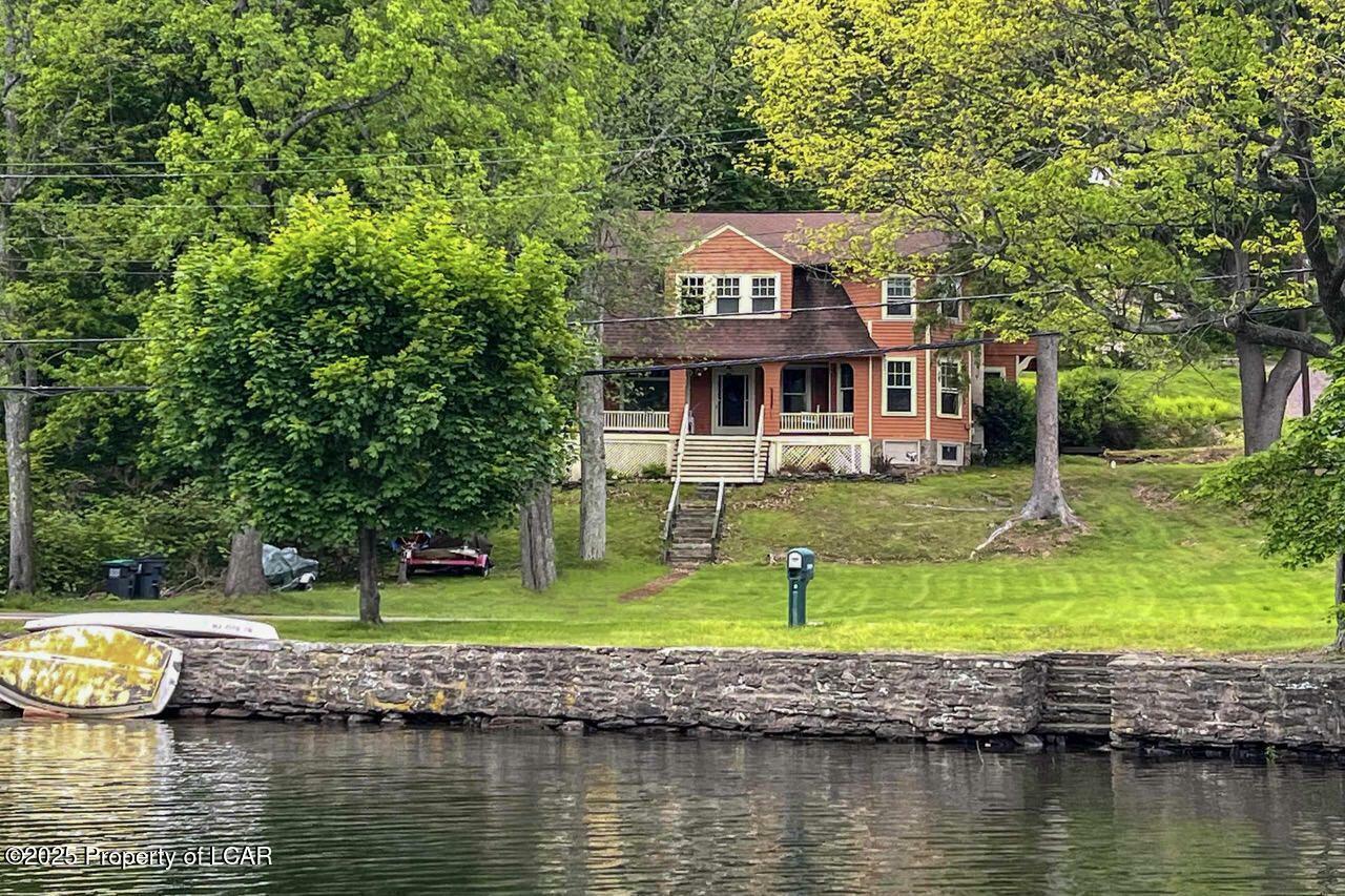 2983 Lakeside Drive  Harveys Lake PA 18618 photo