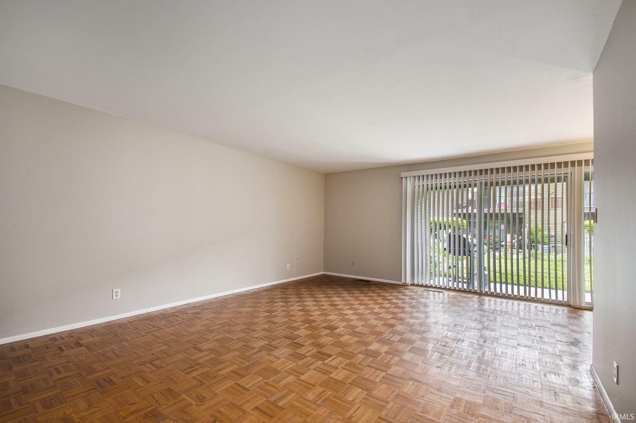 Property Photo: 2500 Topsfield Road 411 IN 46614-2432