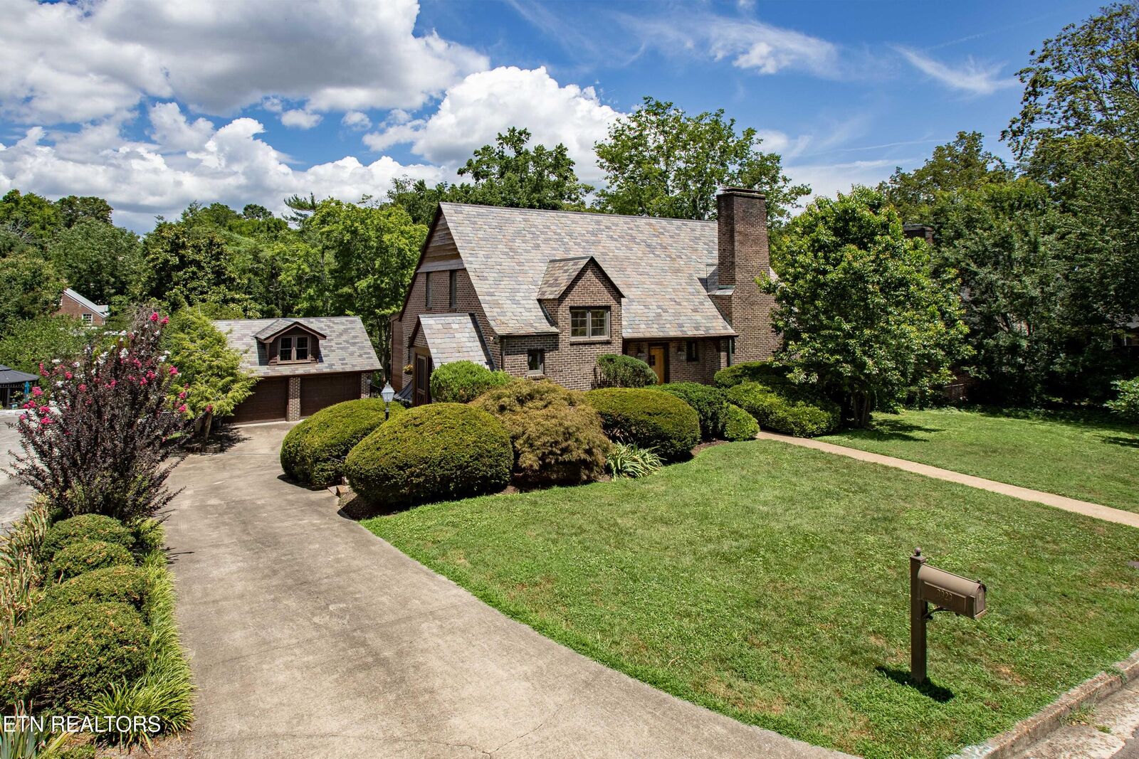 Property Photo:  3929 Glenfield Drive  TN 37919 