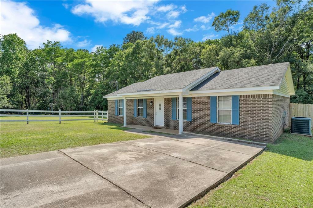 Property Photo: 9130 Mayfield Court W AL 36541