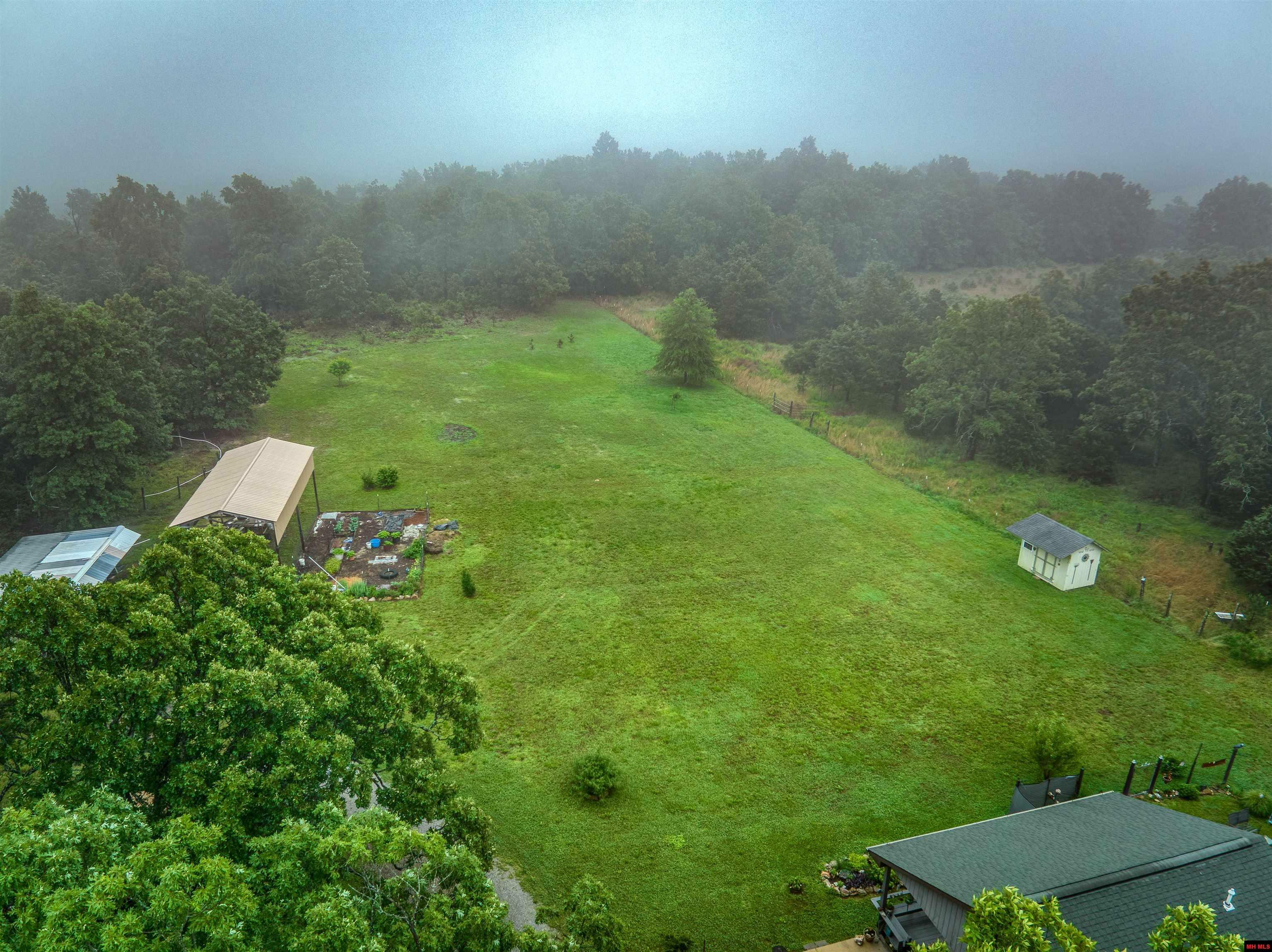Property Photo: 1622 Wood Valey Rd AR 72576