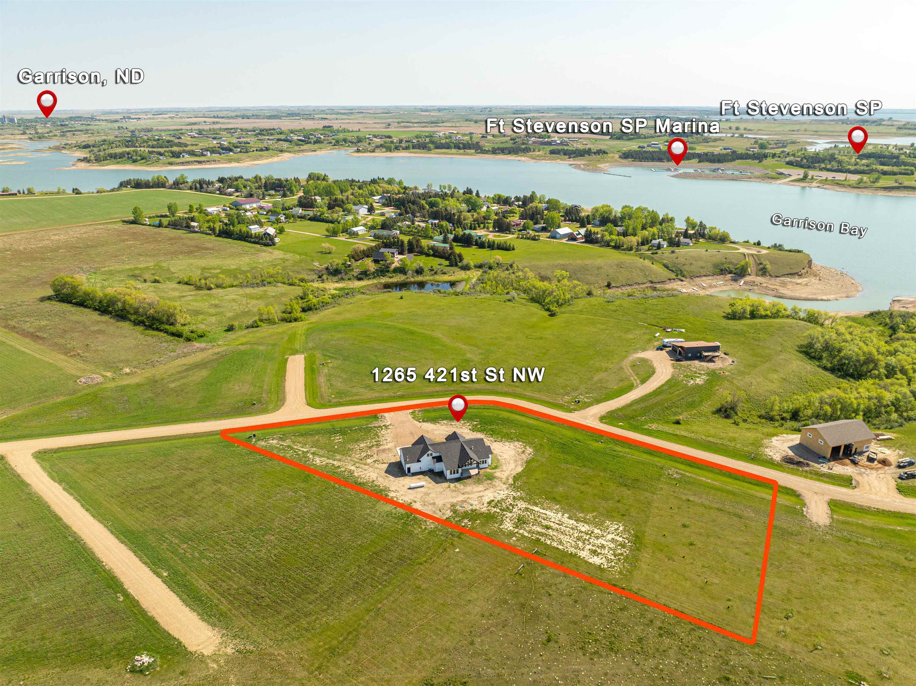Property Photo: 1265 NW 42L Ave Pheasants Point Subdivision ND 58540