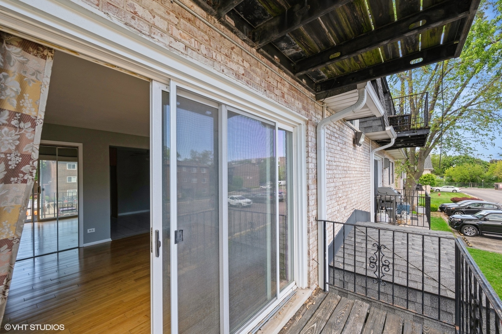 Property Photo:  1315 N Baldwin Court 2C  IL 60074 