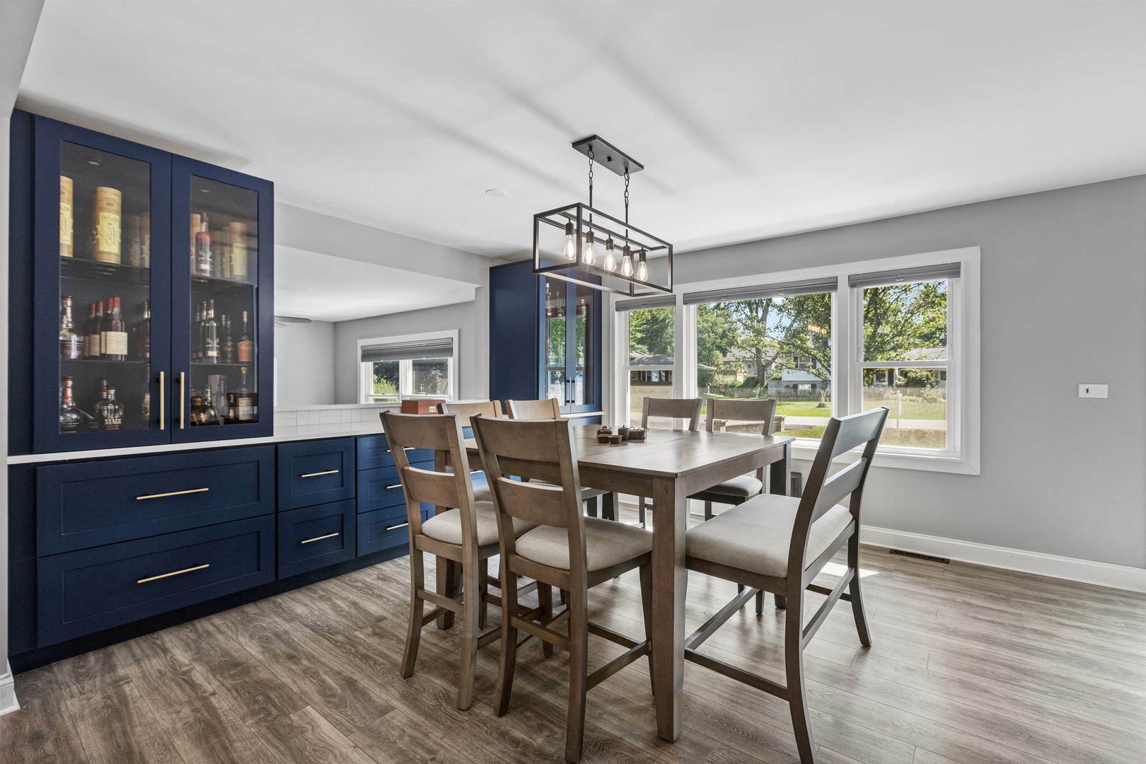 Property Photo: 3N736 Kenwood Avenue IL 60185