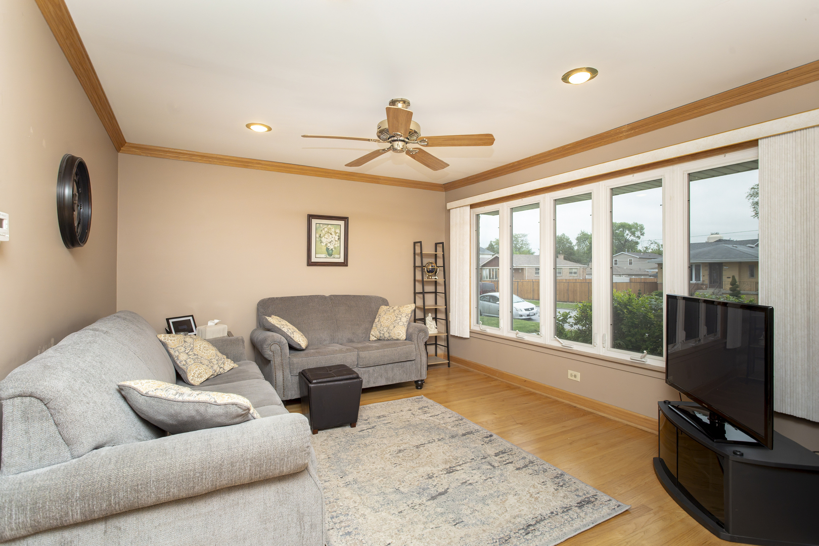 Property Photo:  5148 S Newland Avenue  IL 60638 