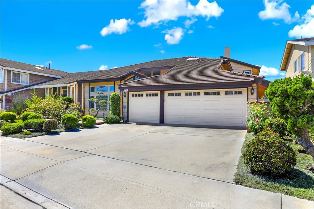 Property Photo:  8452 Deepview Drive  CA 92646 