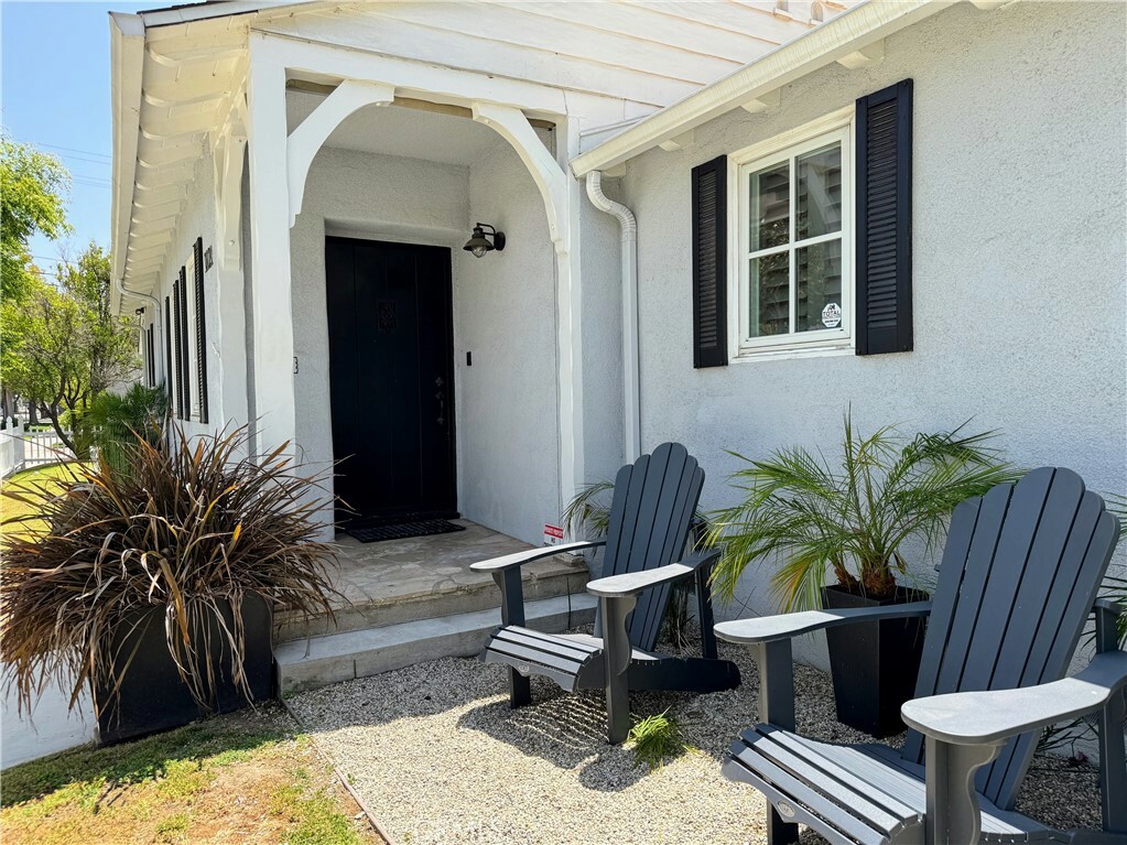 Property Photo: 13020 Landale Street CA 91604
