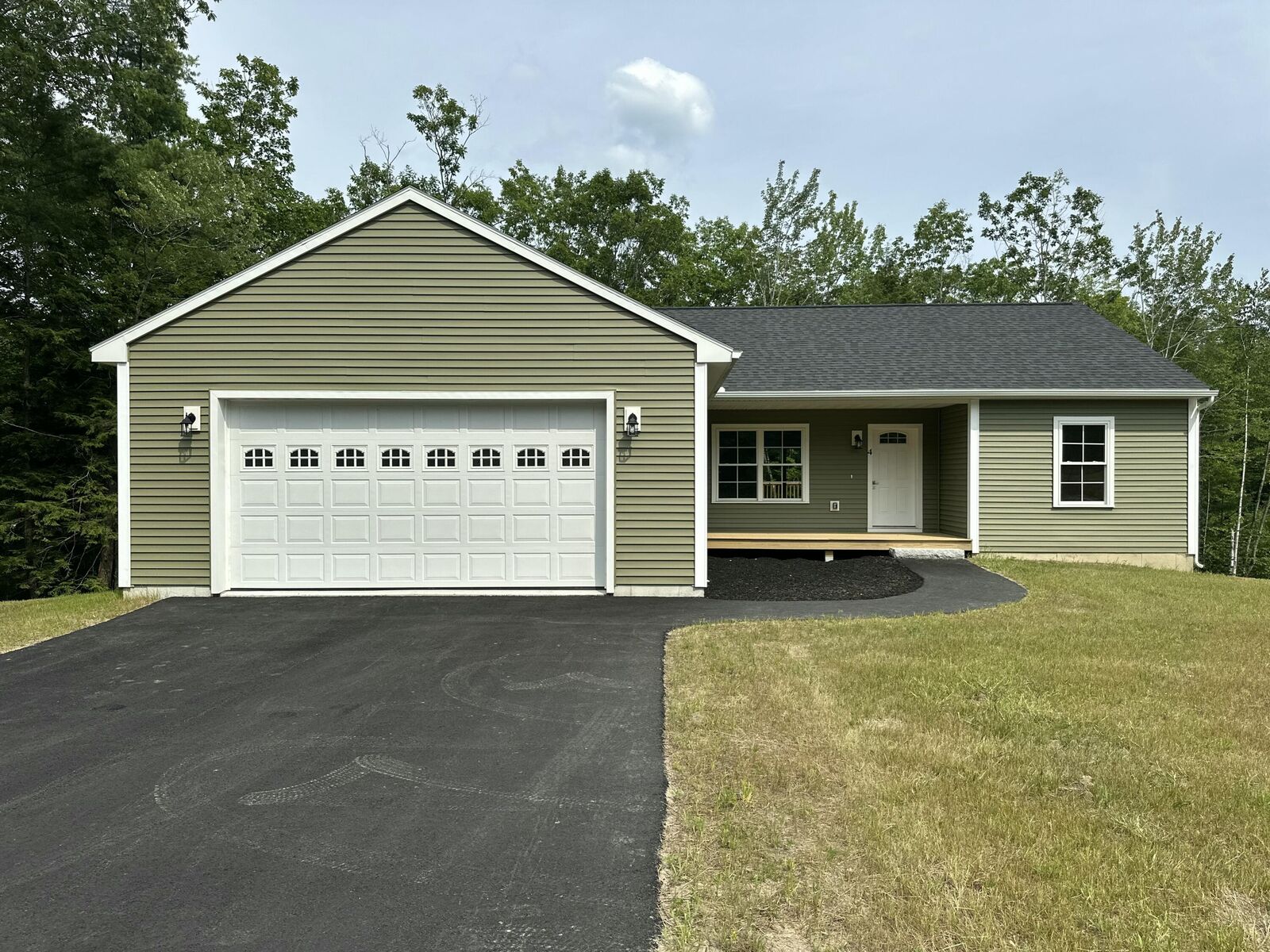 Property Photo: 4 Lochview Drive ME 04240