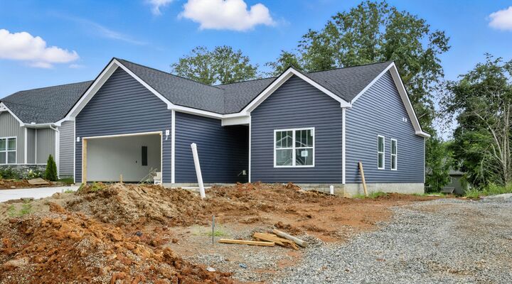 Property Photo: 1330 Isaiah Dr TN 37042