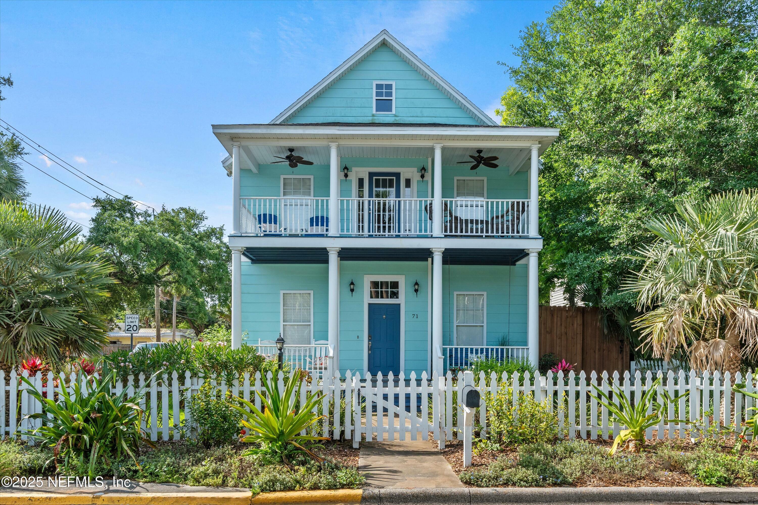 Property Photo: 71 Park Place FL 32084