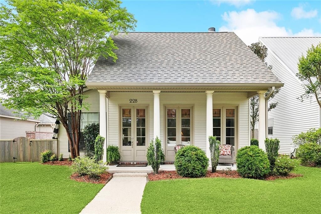 Property Photo: 228 Shady Pond Lane LA 70435