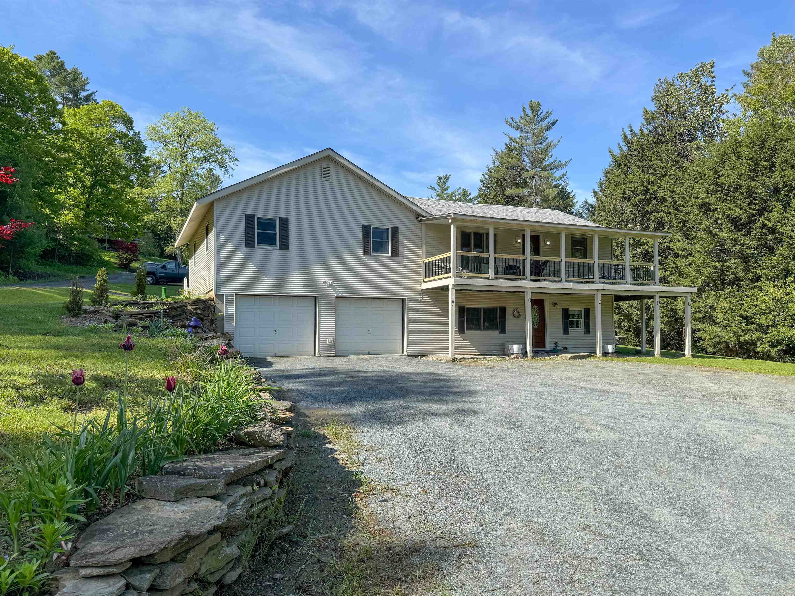 Property Photo:  107 Winding Brook Lane  VT 05001 