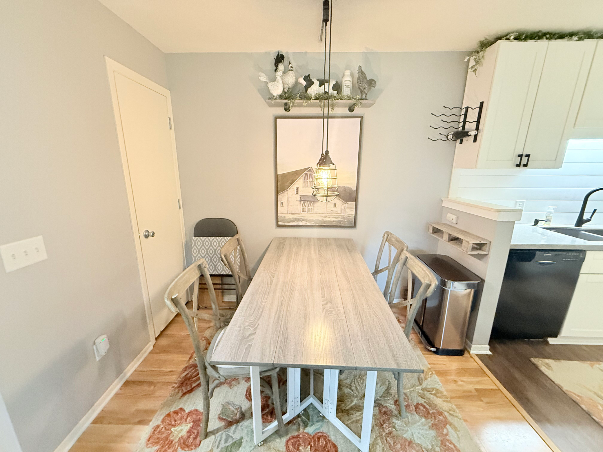 Property Photo: 1721 Fulham Street A MN 55113
