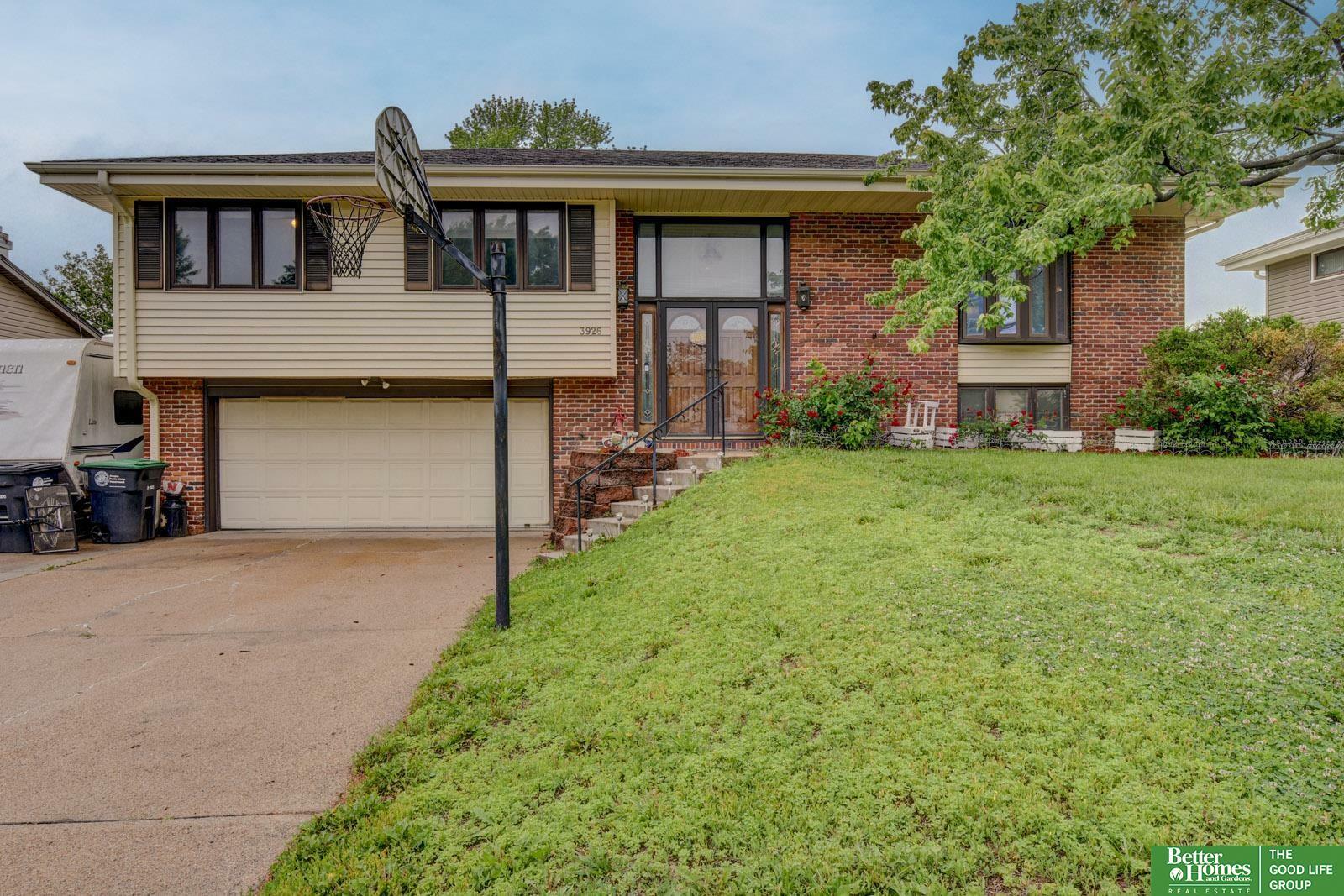 Property Photo: 3926 N 94th Street NE 68134