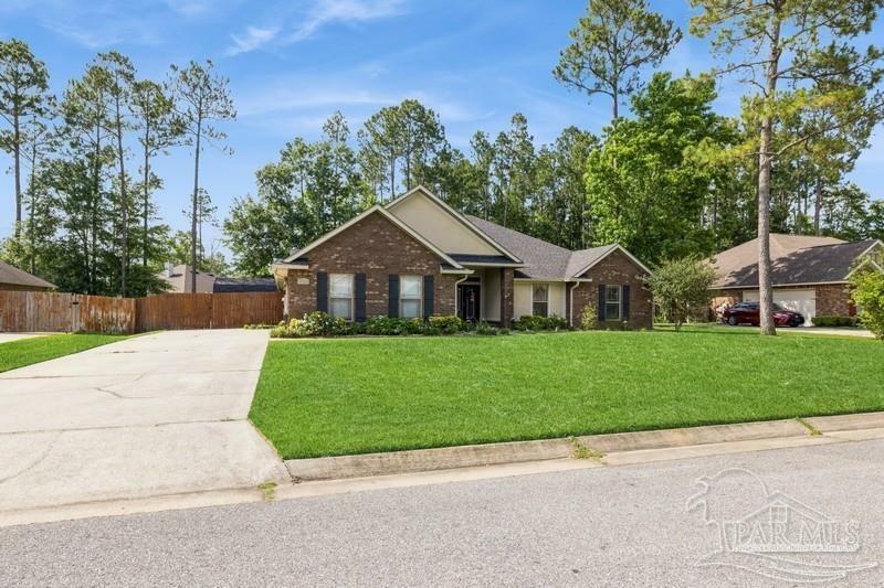 Property Photo:  6129 Stonechase Blvd  FL 32571 