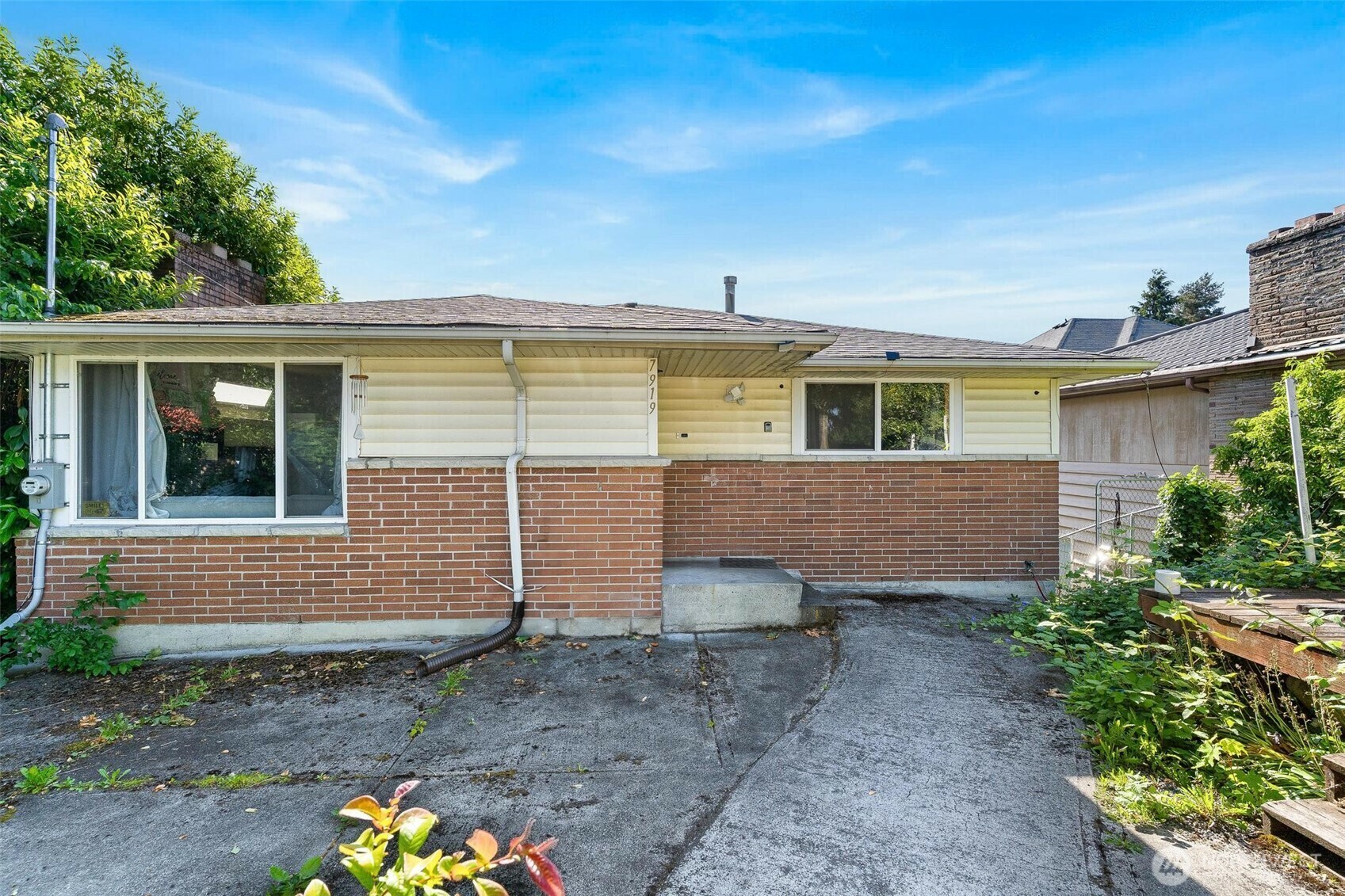 Property Photo: 7919 37th Avenue S WA 98118