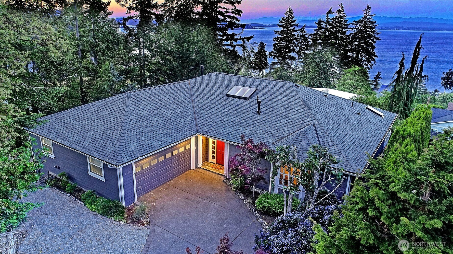 Property Photo: 1351 Crestview Drive WA 98282