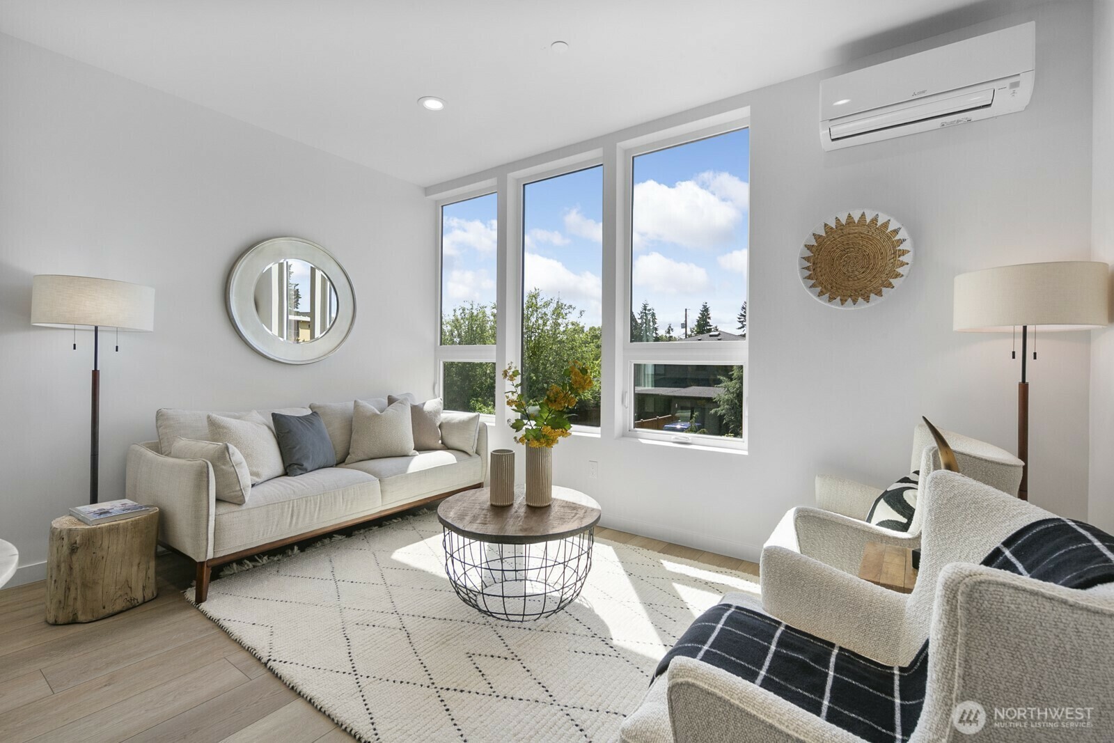 Property Photo:  8825 B  Wallingford Avenue N  WA 98103 