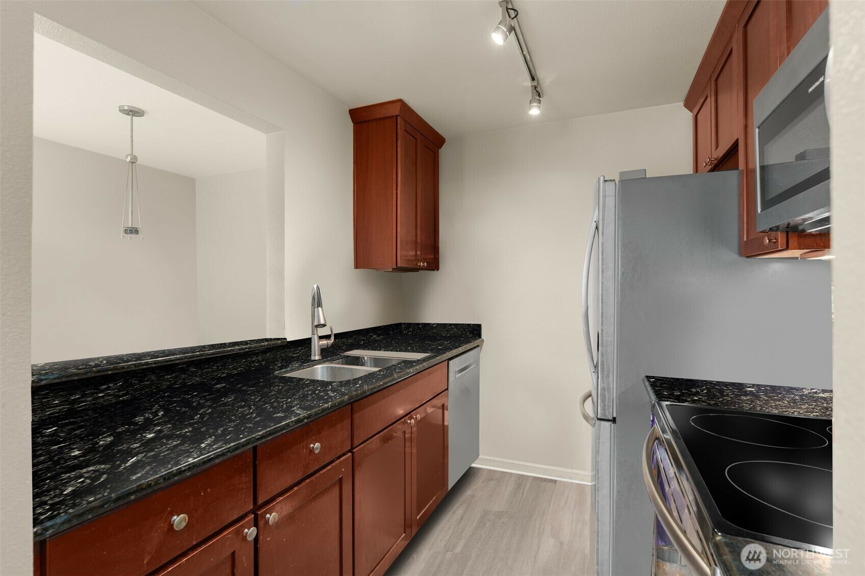 Property Photo: 512 141st Avenue SE 55 WA 98007