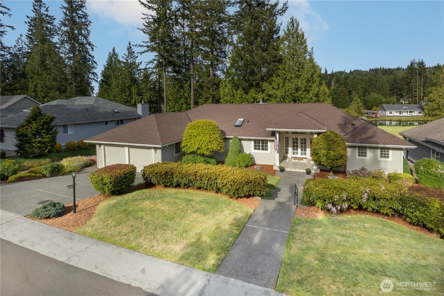 Property Photo: 211 Greenview Lane WA 98365