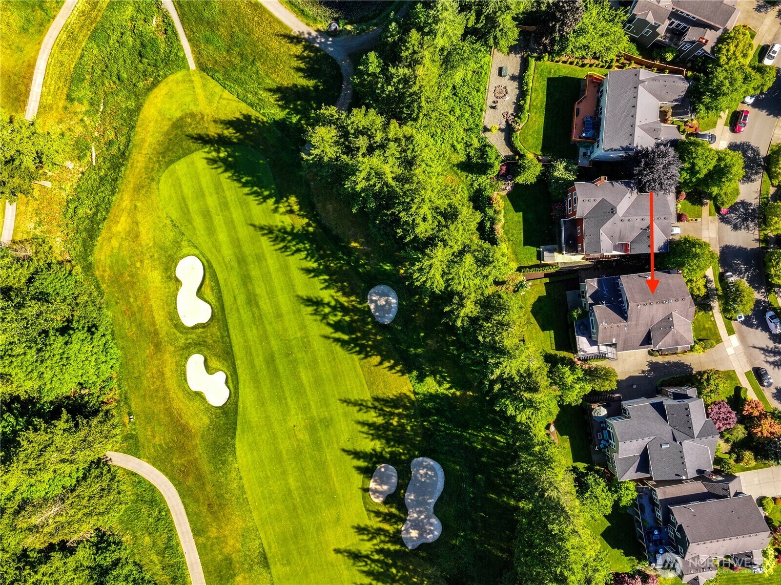 Property Photo: 6722 Azalea Way SE WA 98065