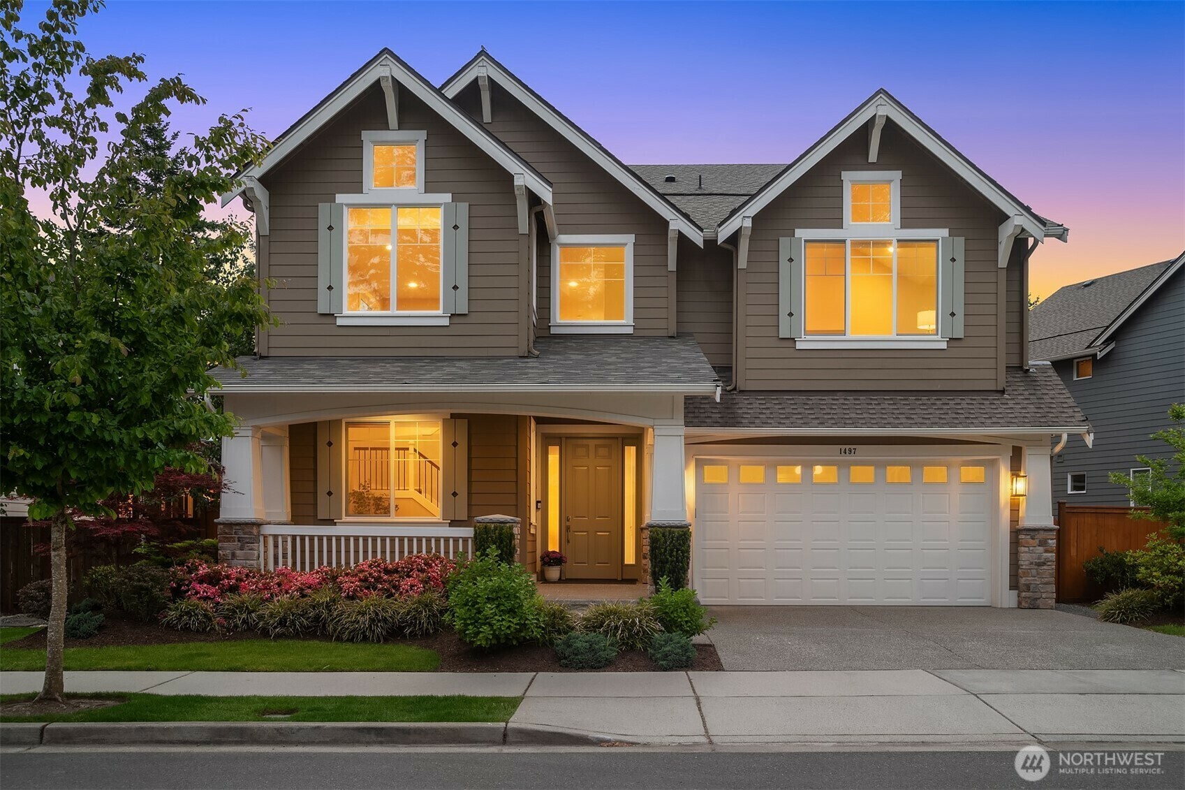 Property Photo: 1497 Elk Run Place SE WA 98045
