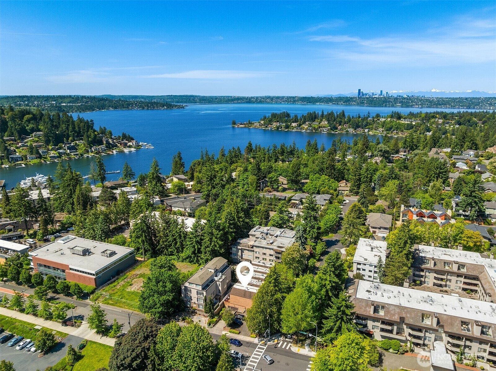 Property Photo: 379 100th Avenue NE A WA 98004