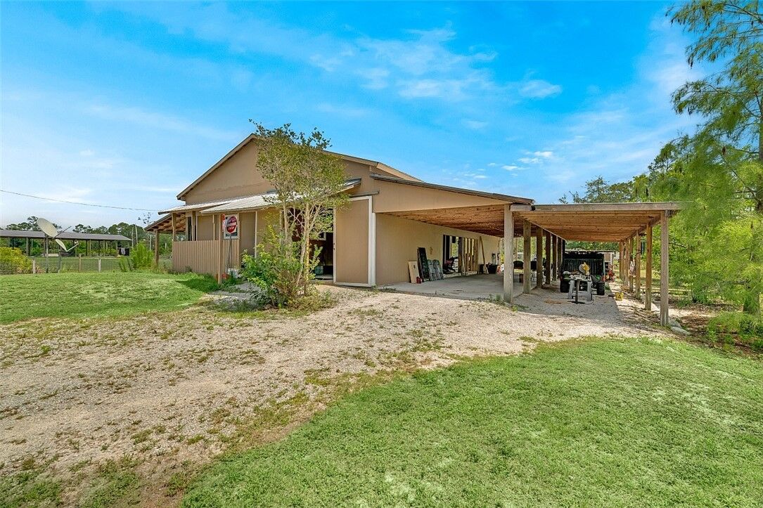 Property Photo: 13945 89th Street FL 32948