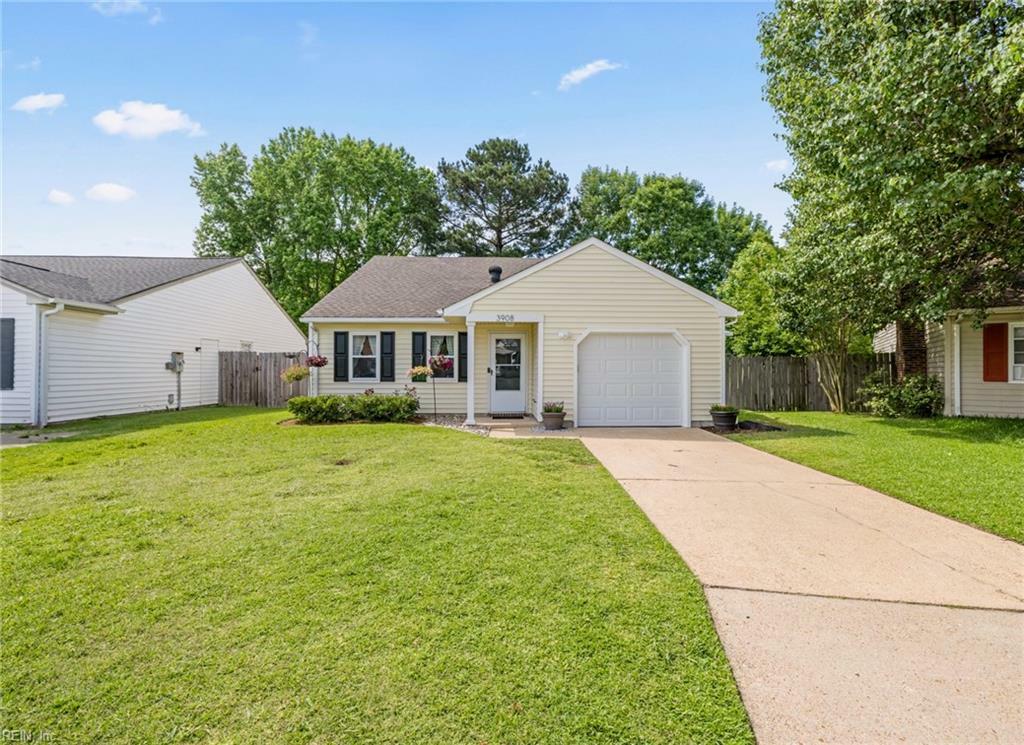 Property Photo: 3908 Peridot Pl VA 23456