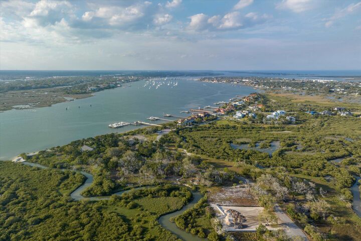 Property Photo:  228 Pelican Reef Dr  FL 32080 