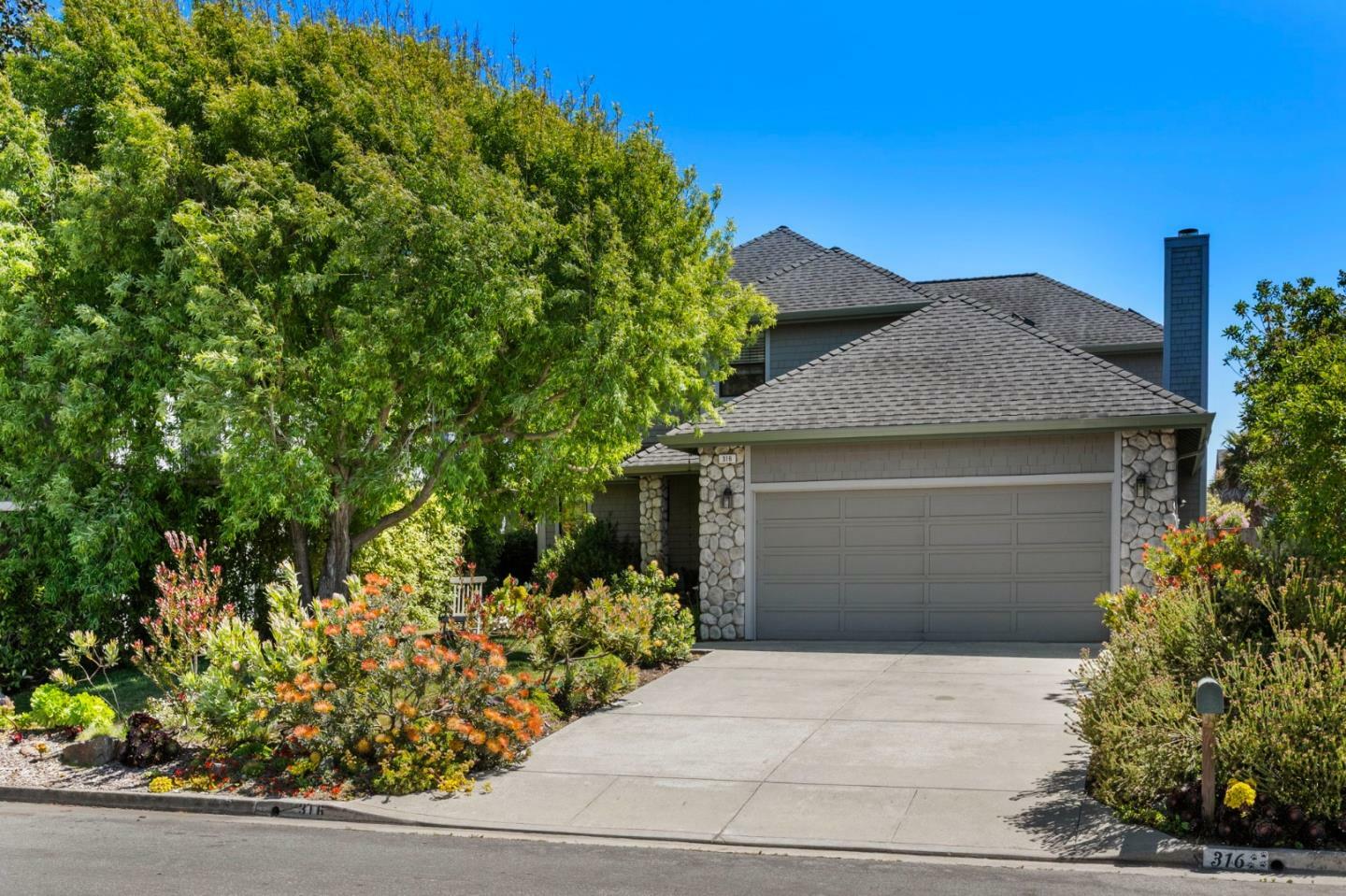 Property Photo: 316 Valdez Avenue CA 94019