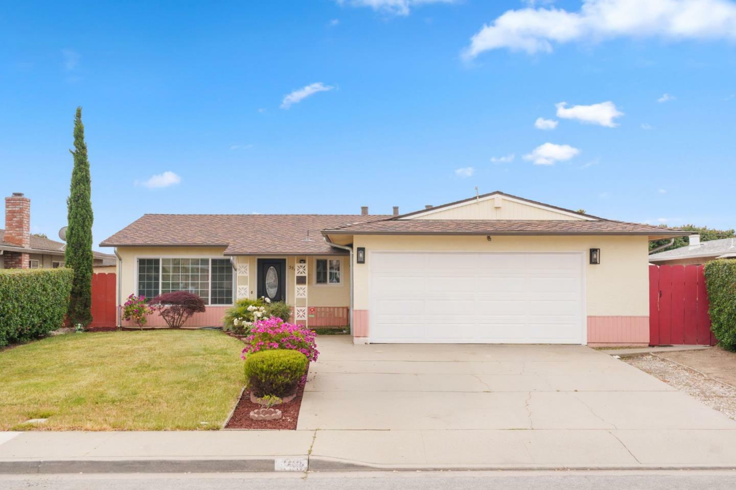 Property Photo:  556 Los Coches Avenue  CA 93906 
