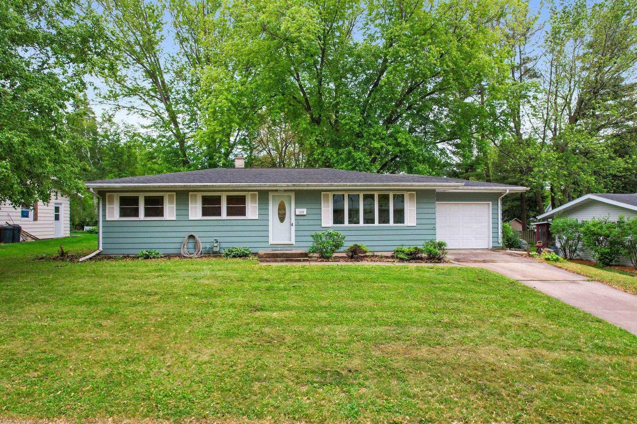 Property Photo: 109 Cherry Street WI 53534