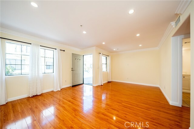 10894 Olinda Street 116  Sun Valley CA 91352 photo