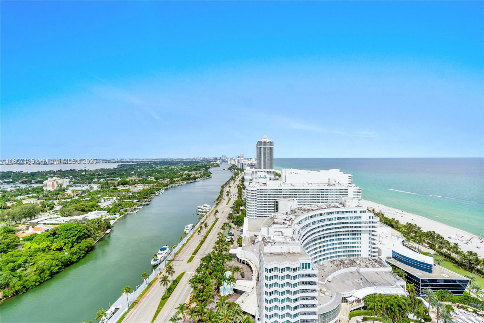 Property Photo: 4401 Collins Ave 2911 FL 33140