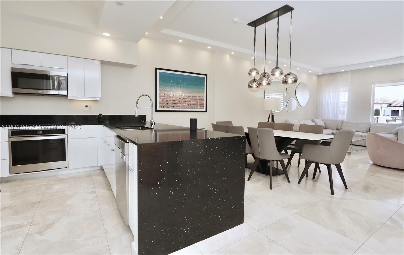 Property Photo:  3900 Island Bl Ph 2  FL 33160 
