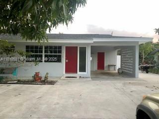 Property Photo: 928 W Camino Real 0 FL 33486