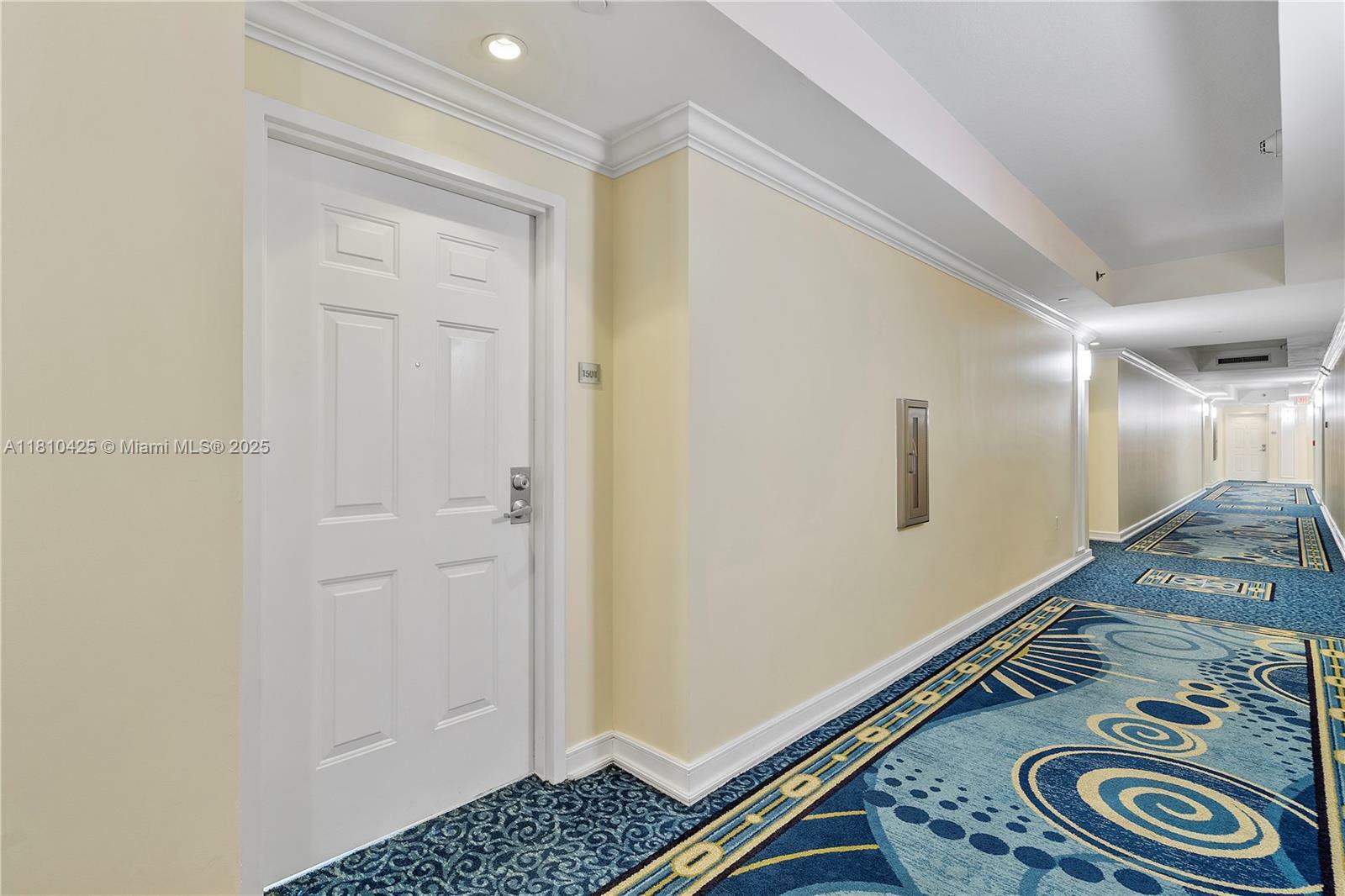 Property Photo: 1819 SE 17th St 1501 FL 33316