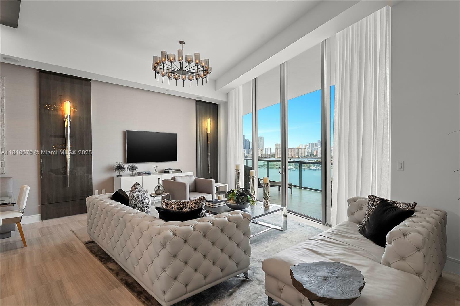 Property Photo: 3250 NE 188th St Uph08 FL 33180