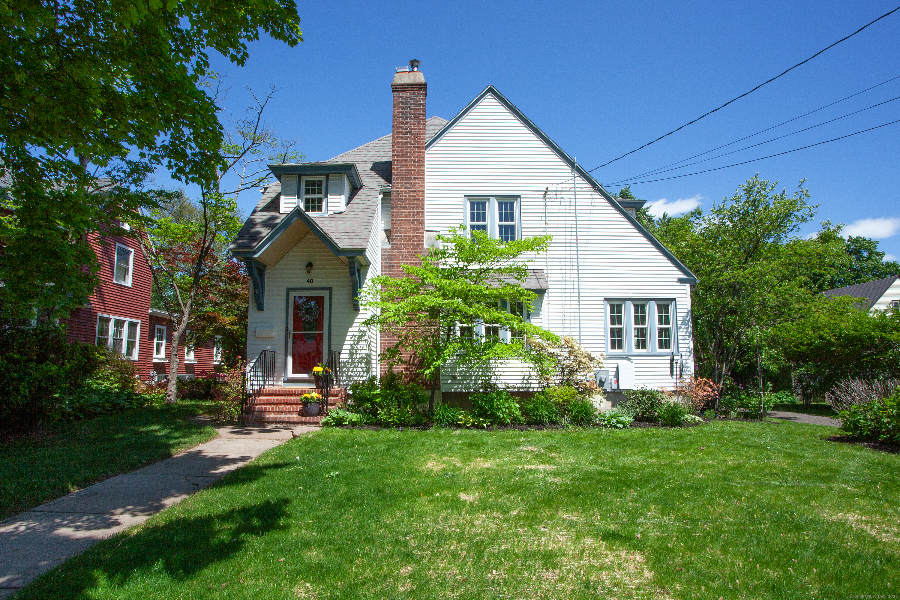 Property Photo: 48 Newport Avenue CT 06107